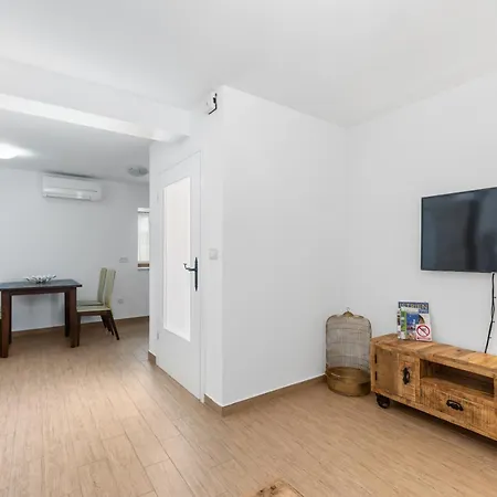Vesna Branka Villa Pićan
