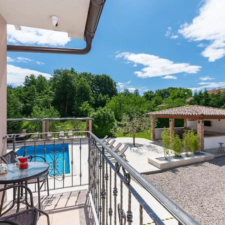 Vesna Branka ヴィラ Pićan