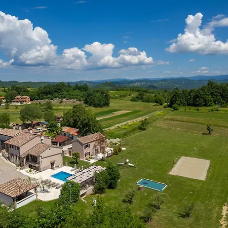 Vesna Branka ヴィラ *